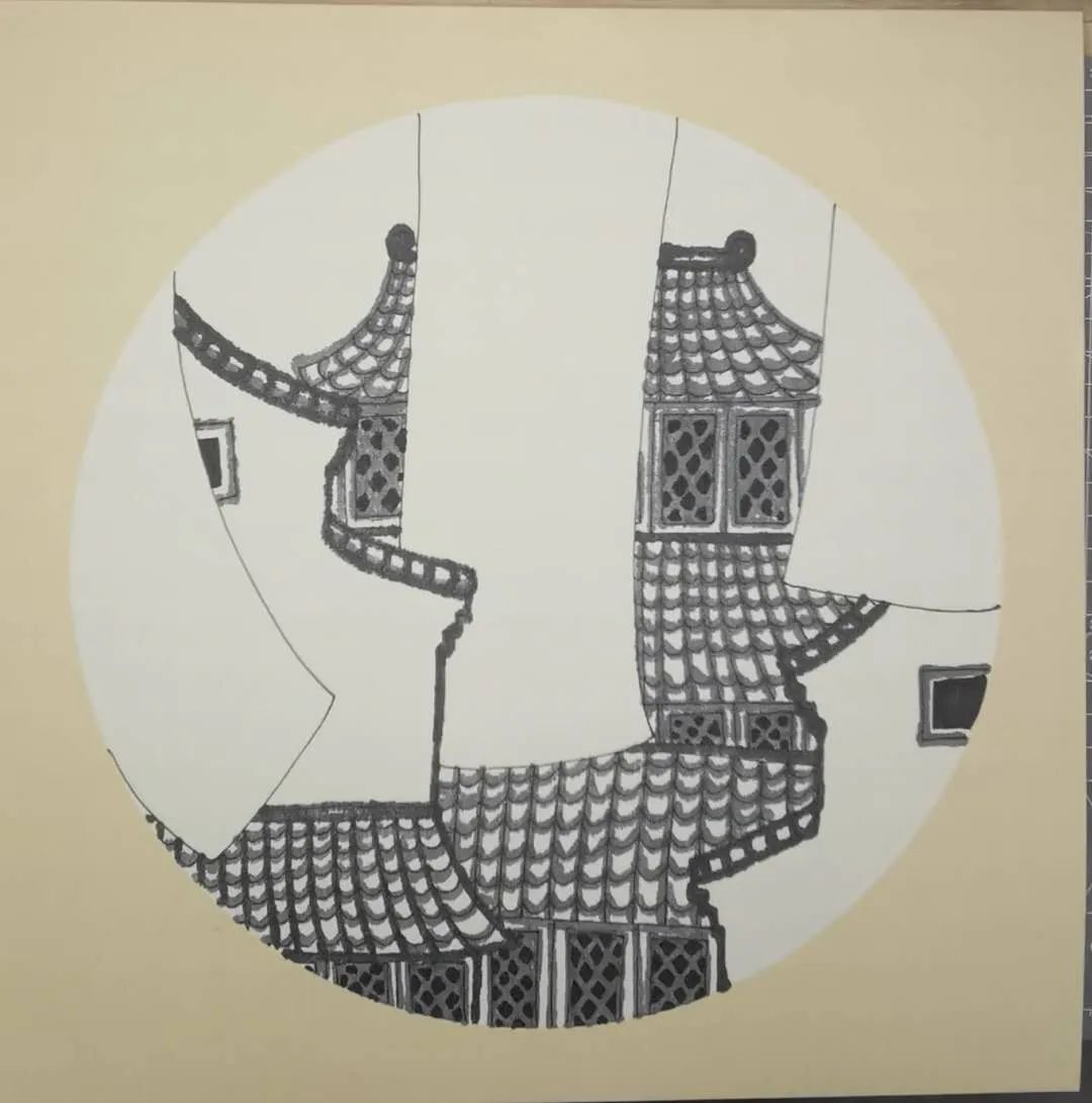 步骤4：取深灰色和浅灰色的马克笔，将房屋的瓦片和轮廓、窗户等勾画出来。窗户内用黑色马克笔画出。