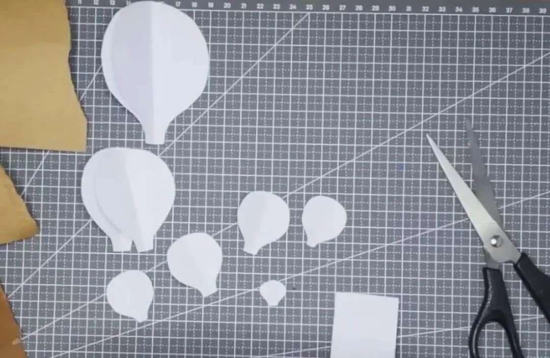 步骤6：同样方法再做几个大小不一样的。