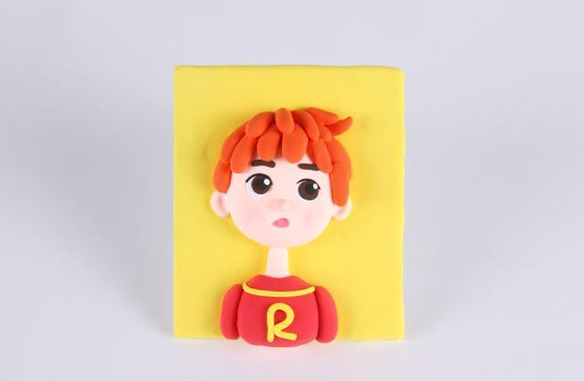 可爱的男孩子粘土步骤