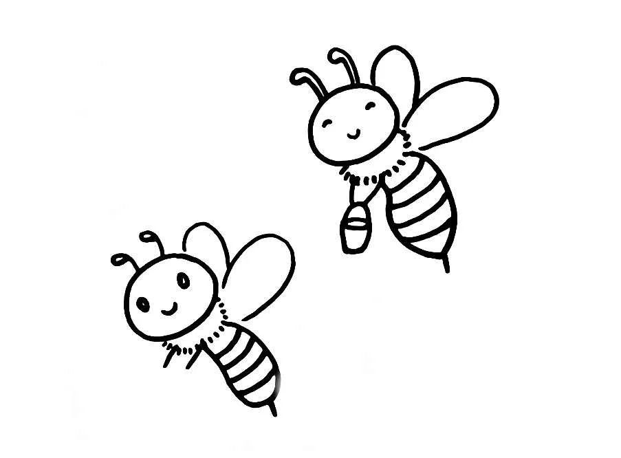 步骤1：准备一张白纸，用黑色勾线笔画出小蜜蜂：先画出圆滚滚的头，再给它画出毛茸茸的围脖和鼓鼓的肚子，最后加上翅膀。