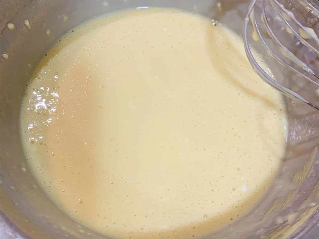 搅至顺滑无颗粒。