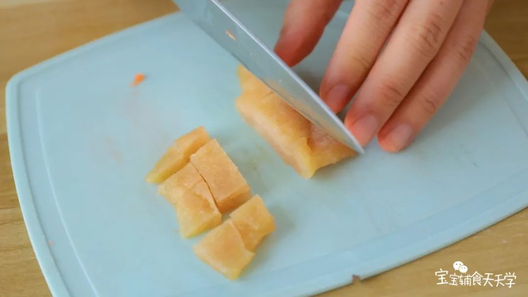 第4步：鱼排切小块