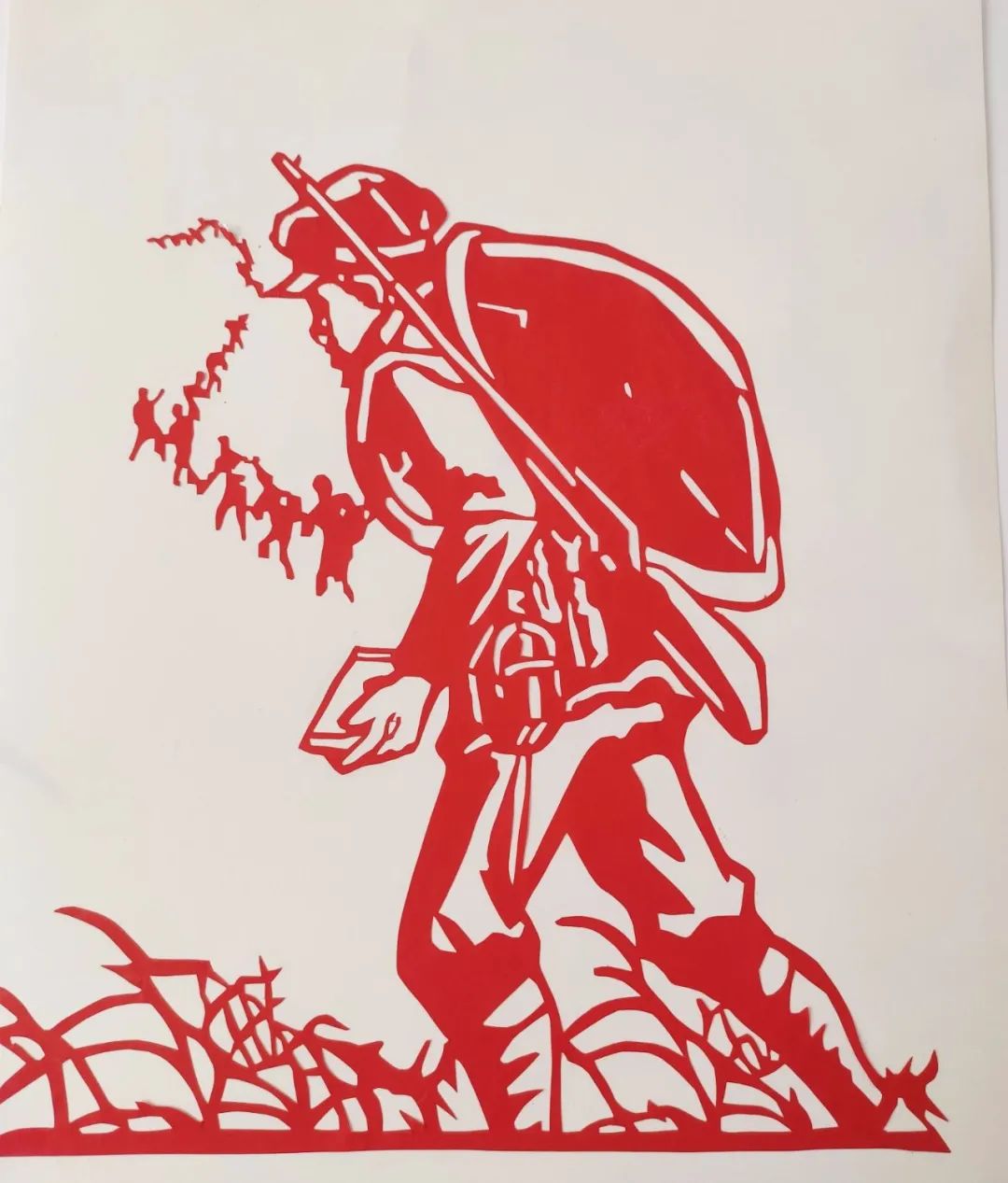 喜迎党的二十大 “长征”主题系列剪纸作品-图2