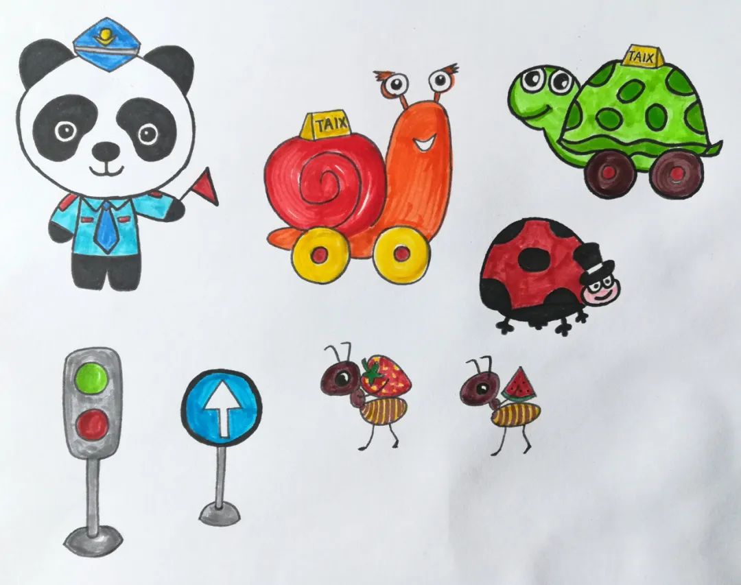 步骤5：给画好的道路交通参与者元素涂上漂亮的颜色，并用剪刀剪下来。