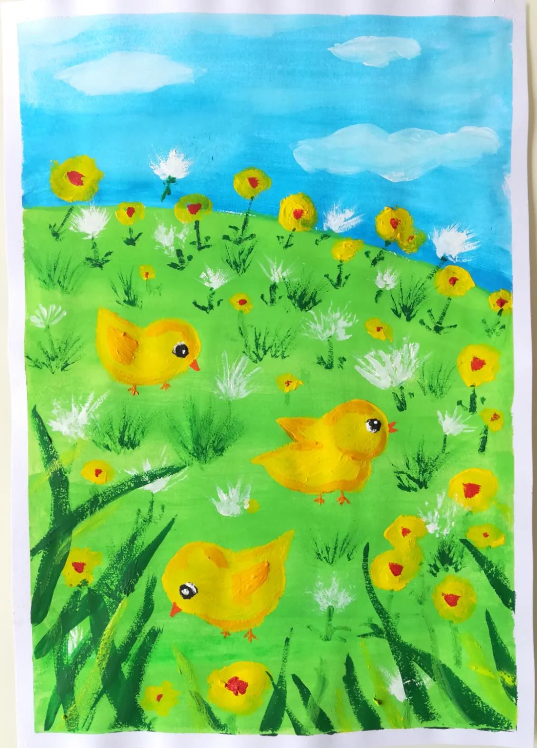 欢乐的小鸡儿童画作品