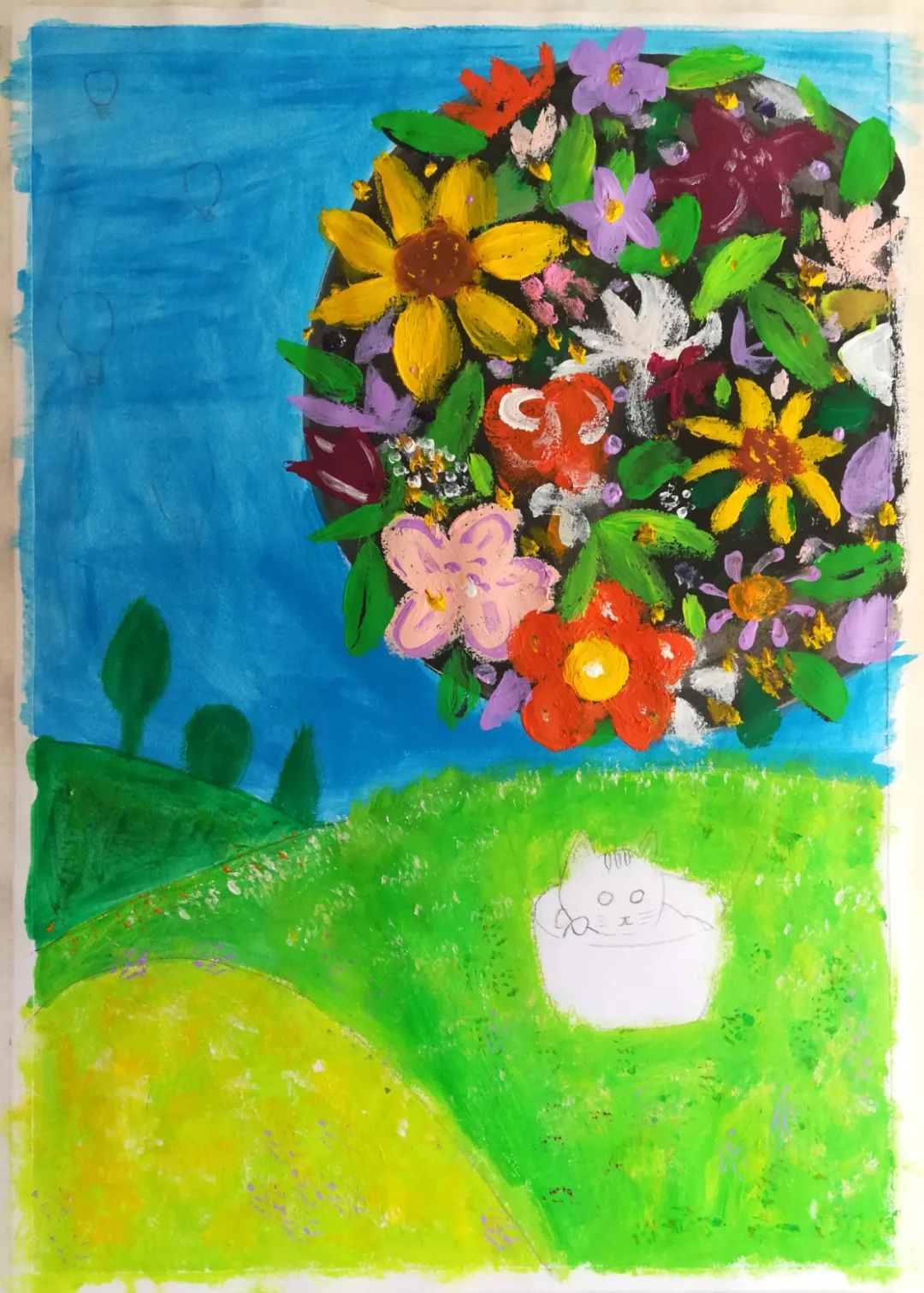 步骤3：继续用水粉颜料在热气球上画出许多漂亮的花朵。