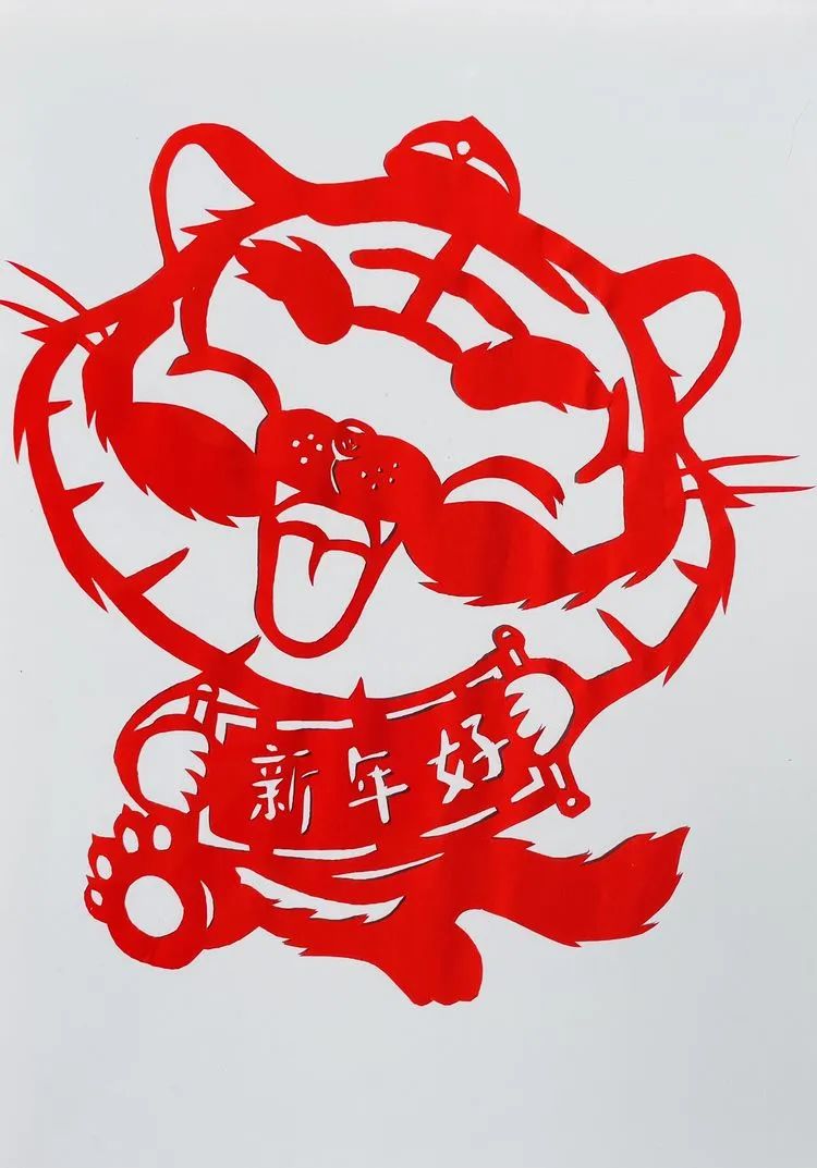 步骤2：《新年好》/ 余霞