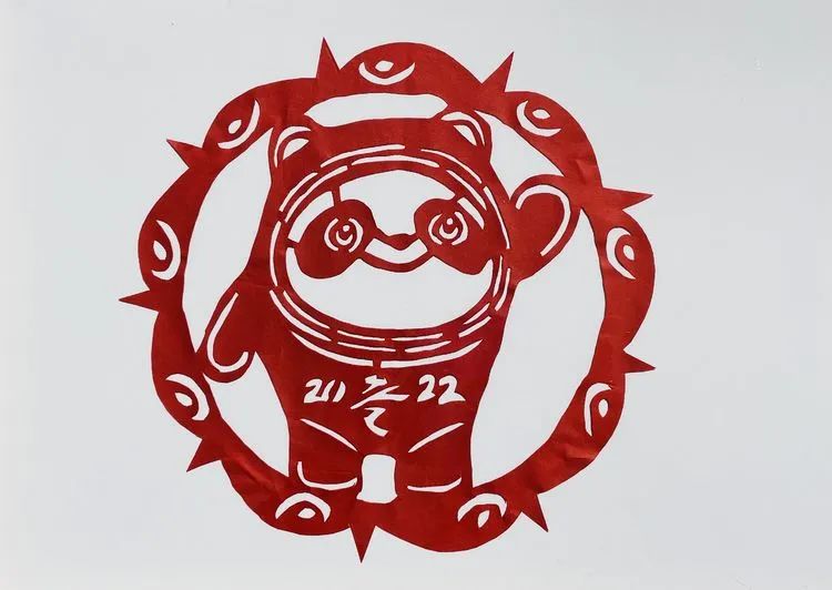 步骤1：《冰墩墩》/ 张晓双