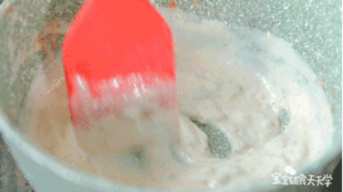 第7步：小火一直搅拌，直至栗子奶糊变得浓稠