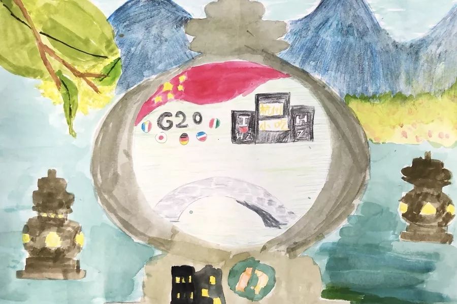 步骤5：《三潭印“城”》三潭印月是西湖很有名的风景。在我的画中，三潭印月不仅能看到月亮，还能看见一个现代化、国际化的新杭州。三潭印月依旧是风景如画的杭州山、水、花相互映衬，果然是人间天堂啊！