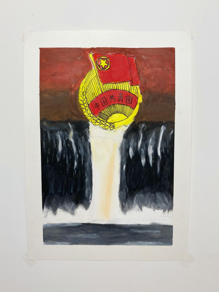 步骤2：《希望曙光》作品简介：  2022年是中国共青团建团100周年，作为青年一代的社会团体，中国共青团带领中国青少年走过百年峥嵘路。少年强，则国强，一代代青少年趁着青春年华，迎着风雨与阳光奋力奔跑，以青春之舞成就民族之梦想，国家之希望。