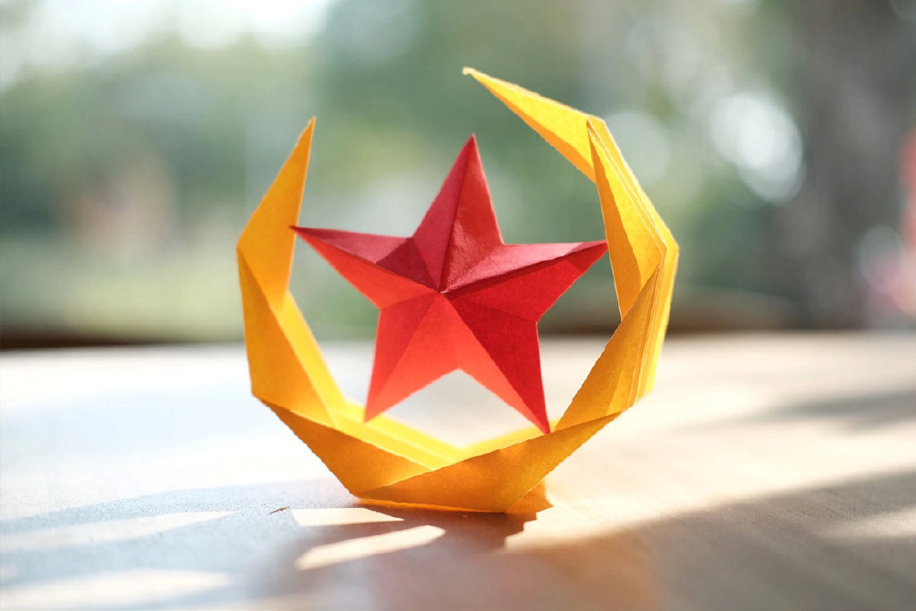 手把手教你做国庆月亮船折纸