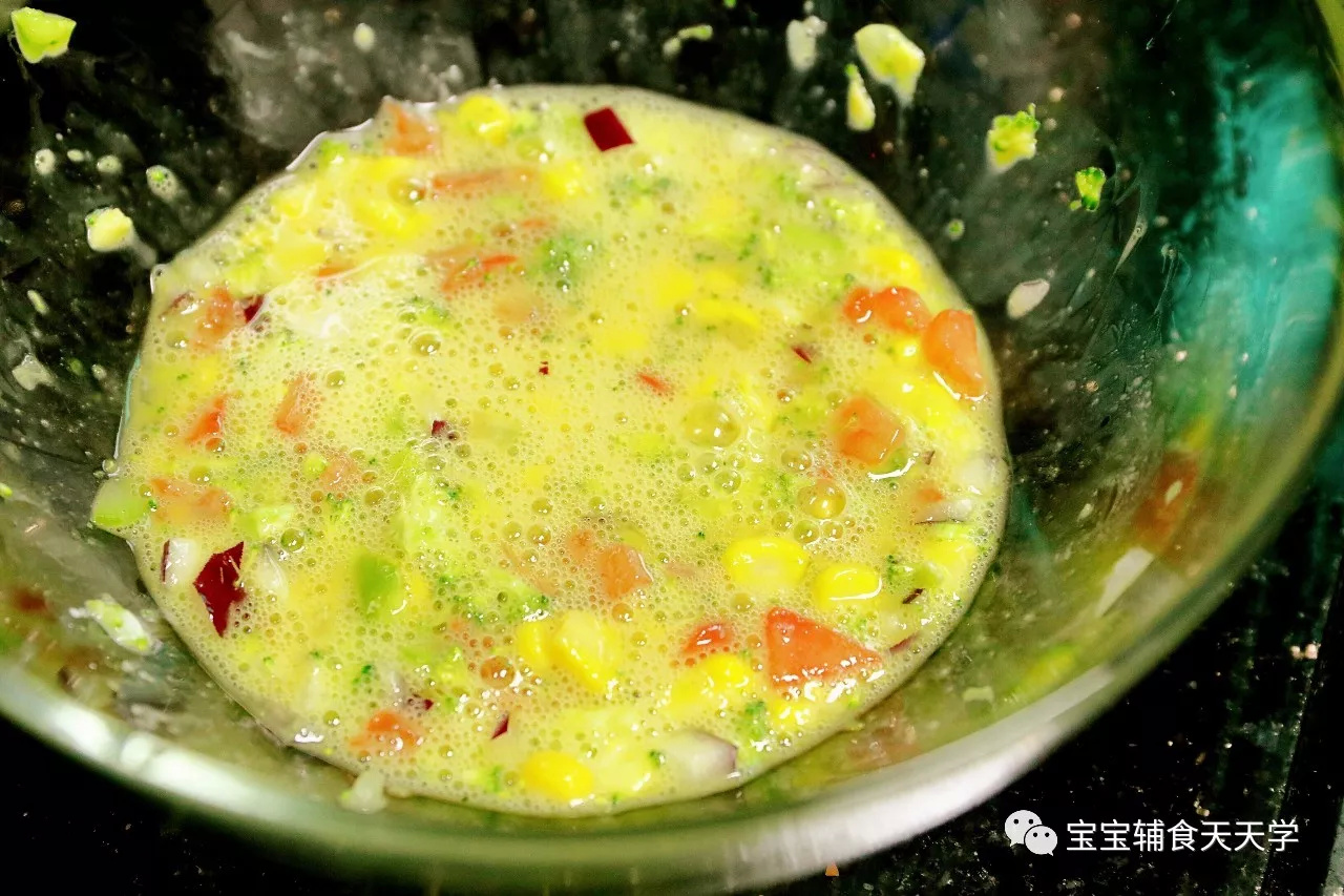 搅拌均匀成蔬菜面糊