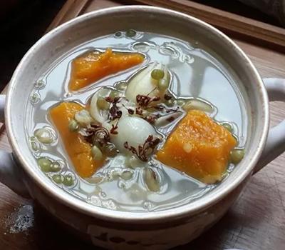 绿豆南瓜百合粥
