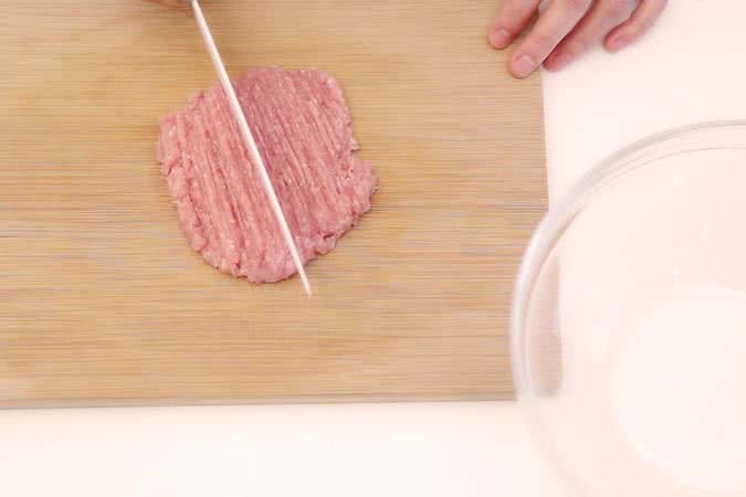 宝宝辅食微课堂  夏日开胃藕饼的做法图解3