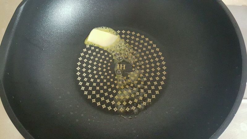 在家就能吃到的美味，宝宝和妈妈一起享用的西式大餐！虾仁什锦焗的做法图解5