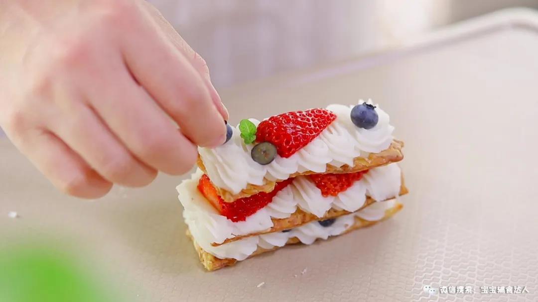 草莓千层酥 宝宝辅食食谱的做法图解15