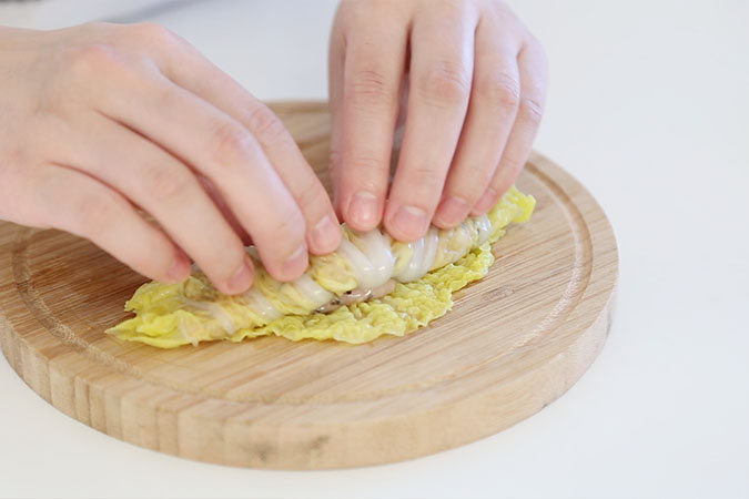 娃娃菜裹肉卷 宝宝辅食微课堂的做法图解8