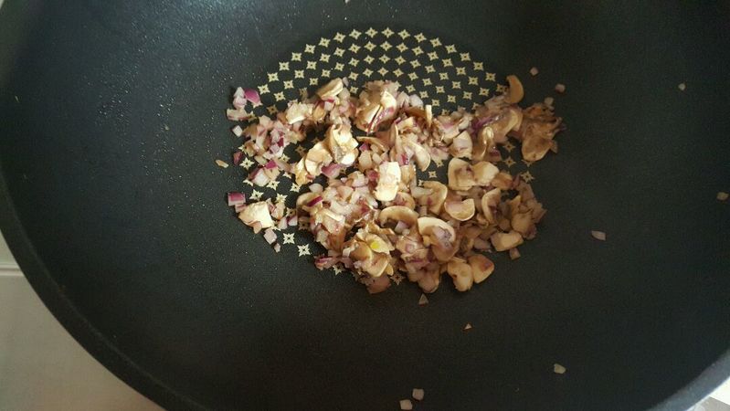 在家就能吃到的美味，宝宝和妈妈一起享用的西式大餐！虾仁什锦焗的做法图解7