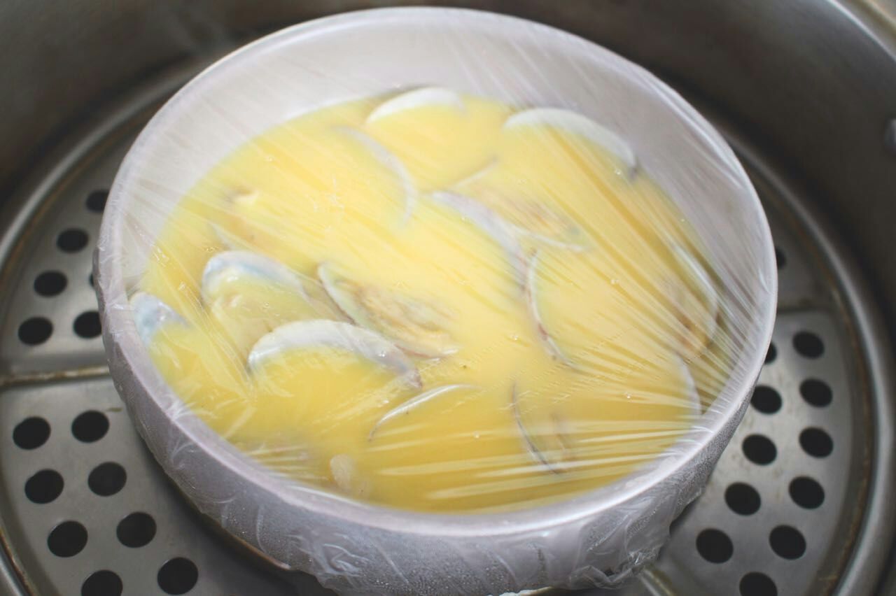 蛤蜊蒸蛋羹 宝宝健康食谱的做法图解9