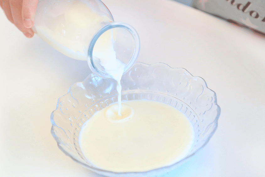 宝宝辅食微课堂  草莓米布丁的做法图解2