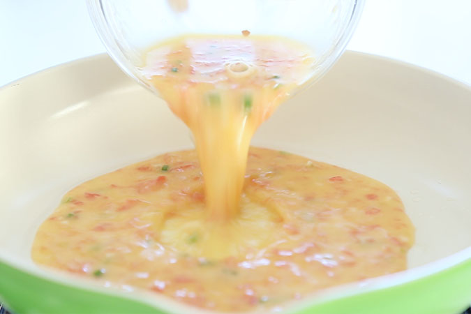 番茄鸡蛋卷 宝宝辅食微课堂的做法图解7