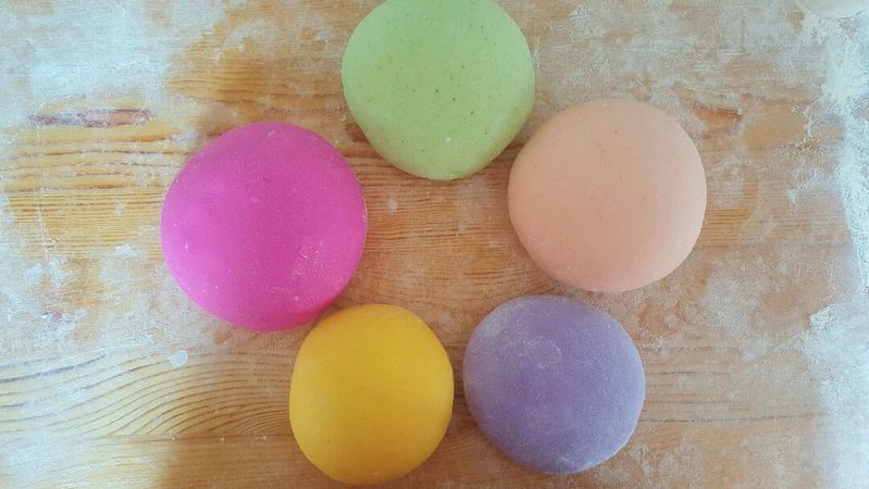 再挑剔的小孩也无法拒绝！彩色果蔬面的做法图解4