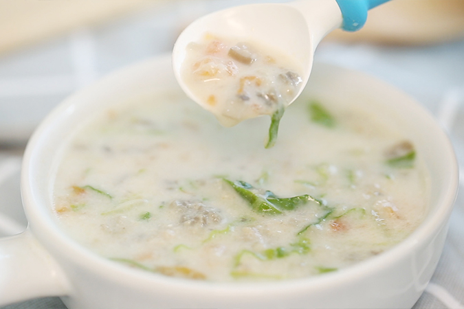 奶香菌菇浓汤 宝宝辅食微课堂的做法图解9