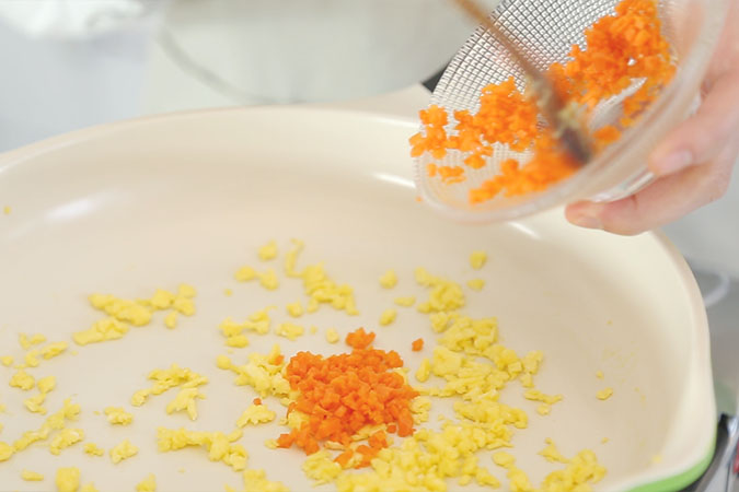 宝宝辅食微课堂  绿果果饭卷 520让宝宝爱上蔬菜的做法图解5