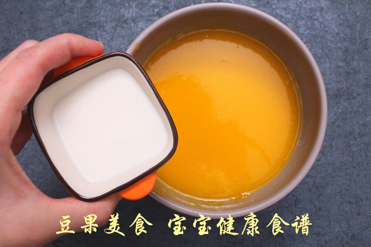 纸杯蛋糕  宝宝健康食谱的做法图解5