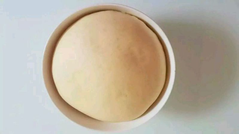 娃和大人的活力早餐吃点啥？香气扑鼻的黄油面包卷！的做法图解7