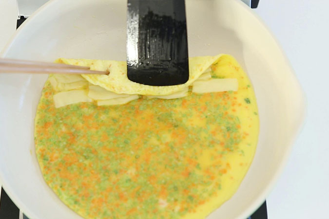 芝士厚蛋烧 宝宝辅食微课堂的做法图解7