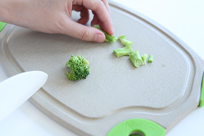 西兰花虾蓉饭 宝宝辅食微课堂的做法图解2