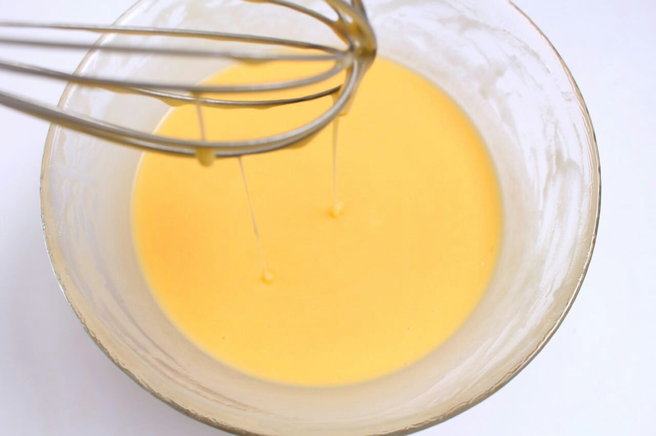 黄油黑芝麻蛋卷 宝宝健康食谱的做法图解7