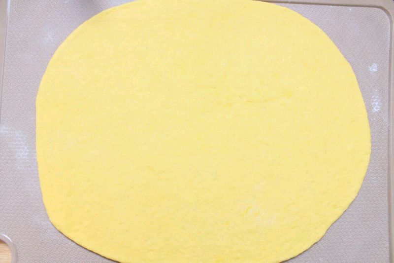 南瓜黑芝麻馒头卷 宝宝健康食谱的做法图解8