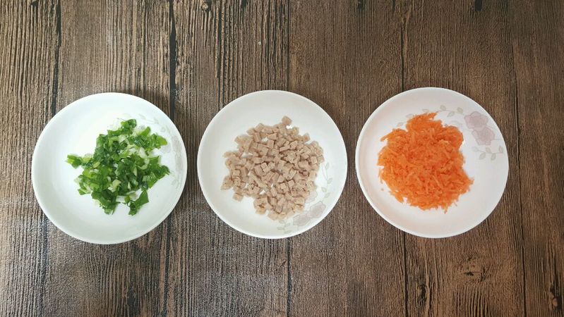 吃什么营养又健康呢？简单易做百搭之选！宝宝厚蛋烧的做法图解3