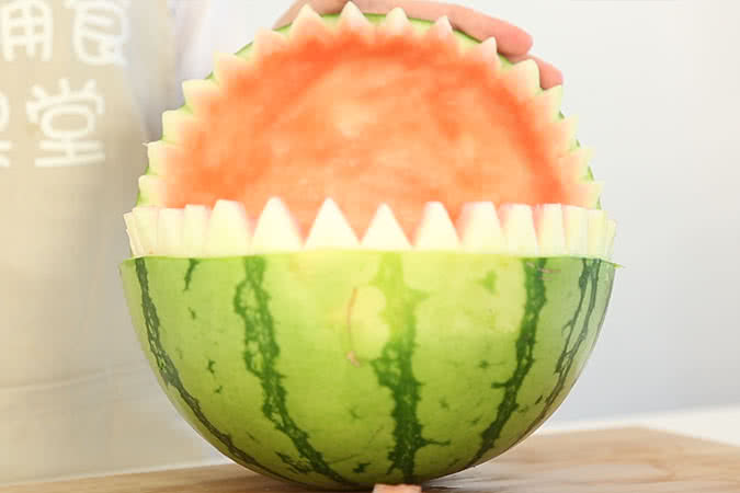 夏日鲨鱼西瓜 宝宝辅食微课堂的做法图解7