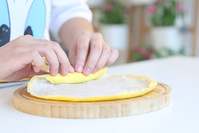 芋头蛋皮卷 宝宝辅食微课堂的做法图解9