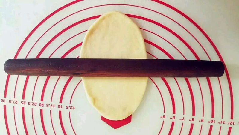 娃和大人的活力早餐吃点啥？香气扑鼻的黄油面包卷！的做法图解9