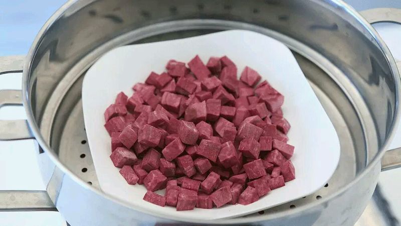 宝宝辅食微课堂  奶香紫薯泥的做法图解3