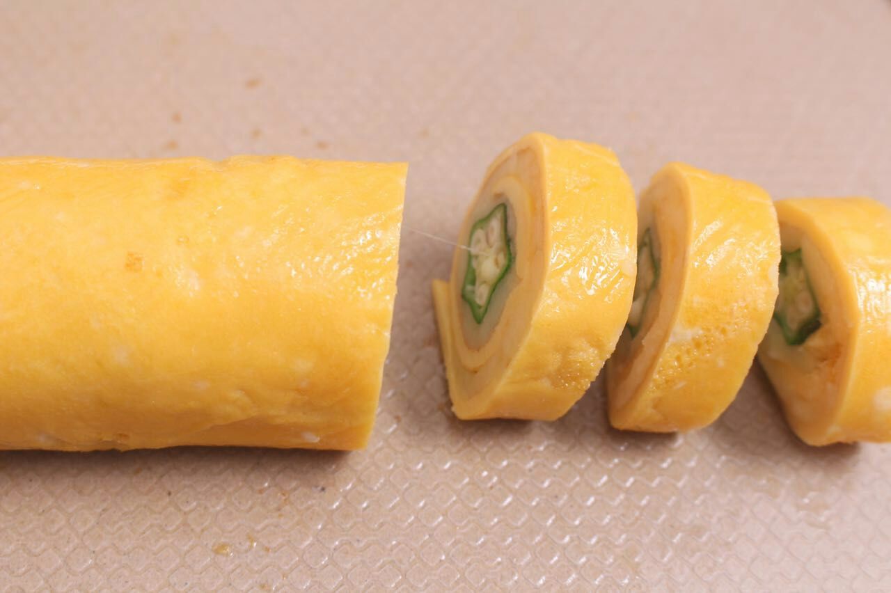 秋葵蛋卷 宝宝健康食谱的做法图解9