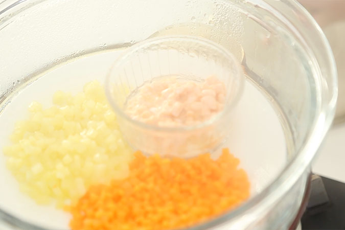 三文鱼什蔬饼 宝宝辅食微课堂的做法图解4