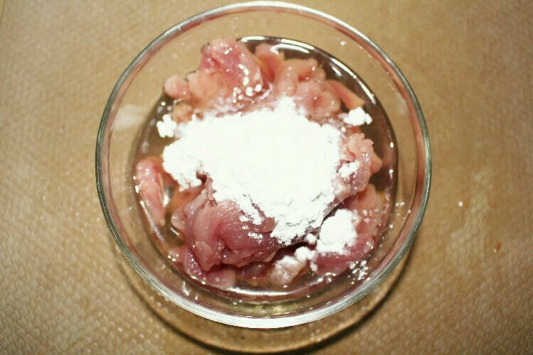 让宝宝流口水的下饭菜，专治各种食欲不振！宝宝版鱼香肉丝的做法图解4