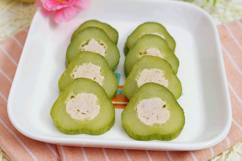 黄瓜酿  开胃手指食物，缓解宝宝出牙不适、锻炼咀嚼力！的做法图解10
