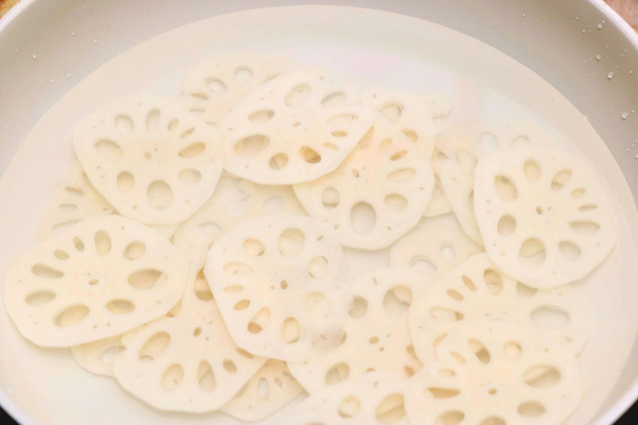 秋藕土豆饼的做法图解3