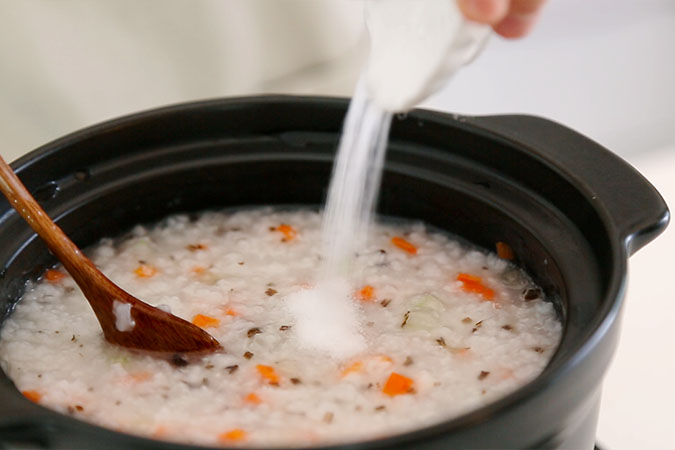 宝宝辅食微课堂  鲜虾什锦粥的做法图解10