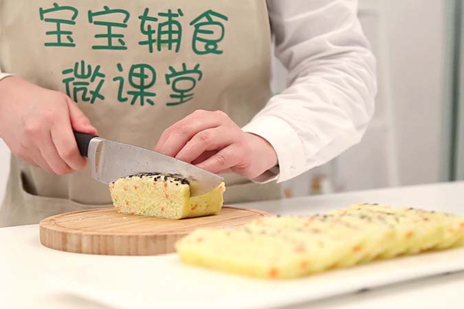 宝宝辅食微课堂  时蔬蛋蒸饭的做法图解8