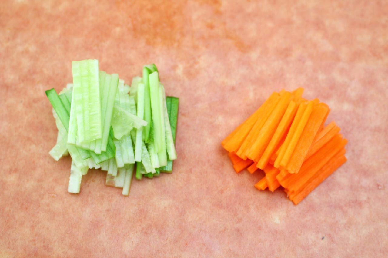 蔬菜剪刀面  宝宝健康食谱的做法图解6