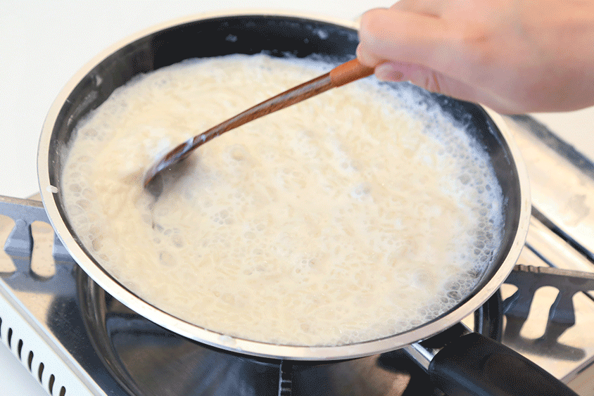 宝宝辅食微课堂  草莓米布丁的做法图解3