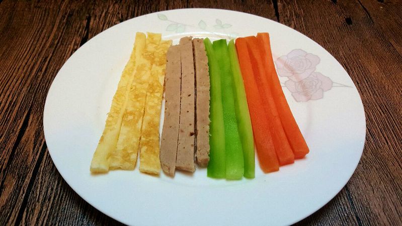 紫菜包饭的做法图解2